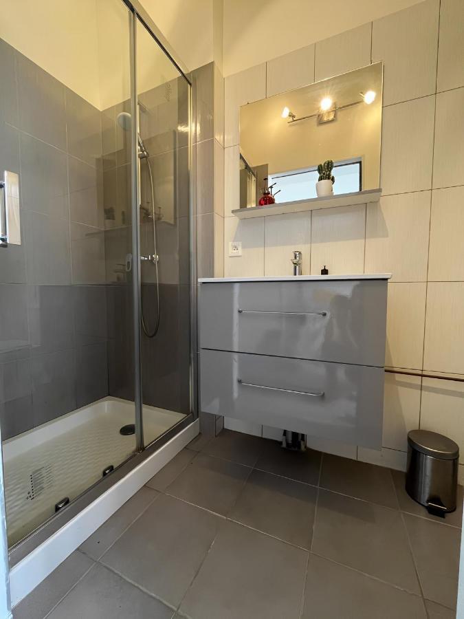 Appartement Le Sully à Nîmes Extérieur photo